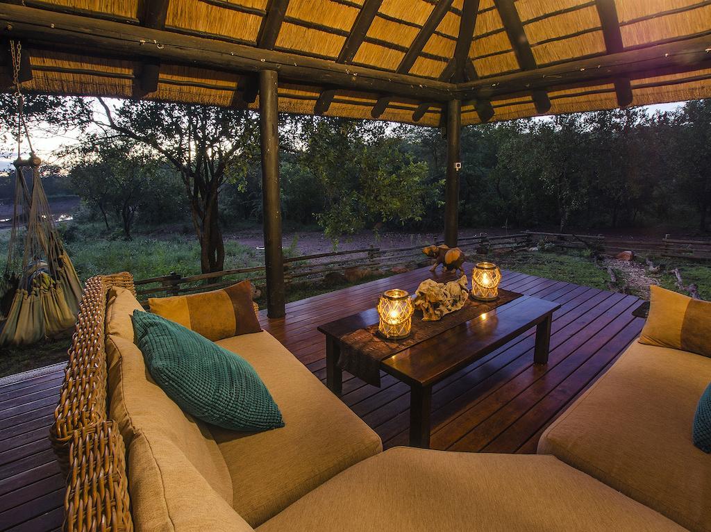 Raptor Retreat Game Lodge Hoedspruit Oda fotoğraf