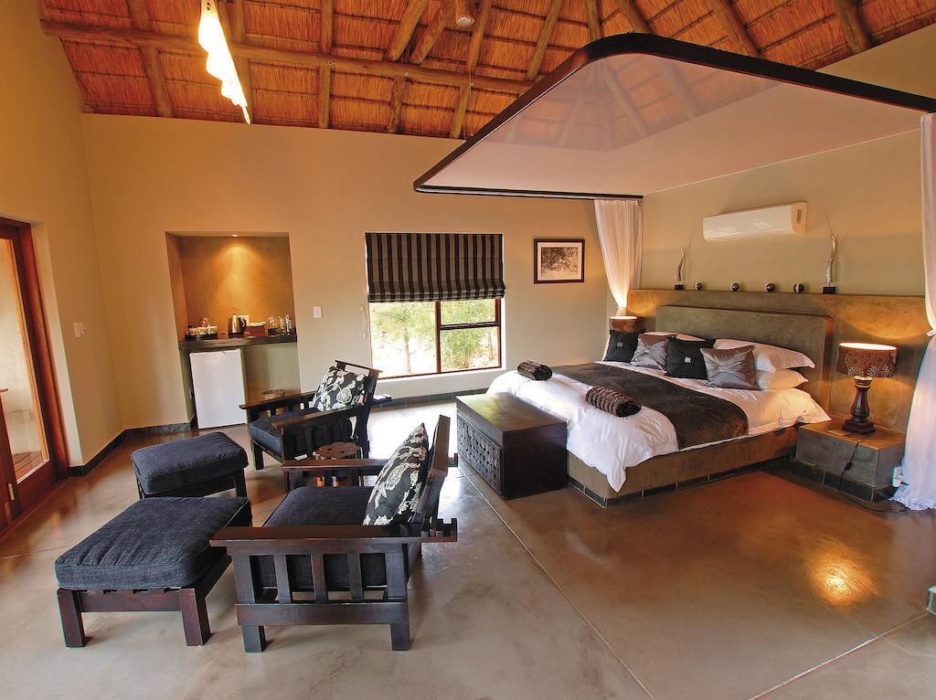 Raptor Retreat Game Lodge Hoedspruit Oda fotoğraf